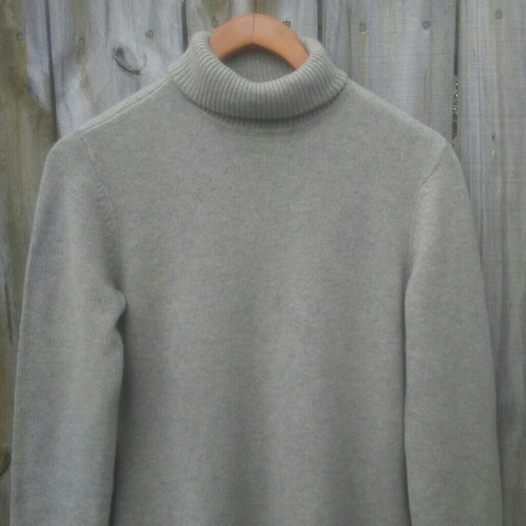 Lauren Ralph Lauren Dresses & Skirts - Lauren Ralph Lauren 100% cashmere dress- Grey- S
